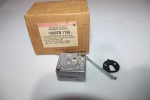 HONEYWELL V5307B1156 STEP OPEN PRESSURE REGULATOR 3.5" WC REG SET - Picture 1 of 1