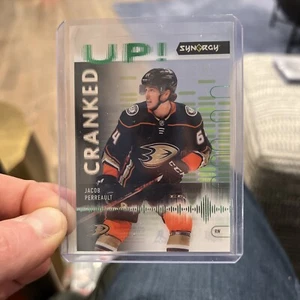 JACOB PERREAULT 2022-23 UD Synergy Cranked Up #CU-PE GREEN 60/65 Anaheim Ducks - Picture 1 of 2