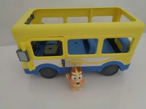 Bluey Bus with Figure - Picture 1 of 11