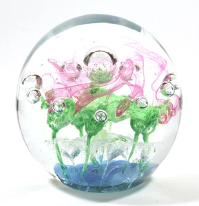 Beautiful Large Art Glass Paperweight ~ Very Pretty Ribbons and Flowers - Picture 1 of 4
