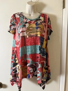 T-shirt tunica Chelsea & Theodore taglia M stampa grafica artistica manica corta - Foto 1 di 7