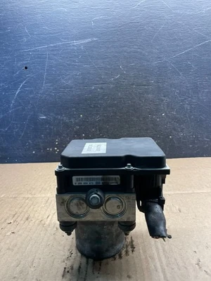 Bomba de freio antibloqueio ABS 2007 a 2008 Audi A4 8e0614517 fabricante de equipamento original u2192 DG - Imagem 1 de 4