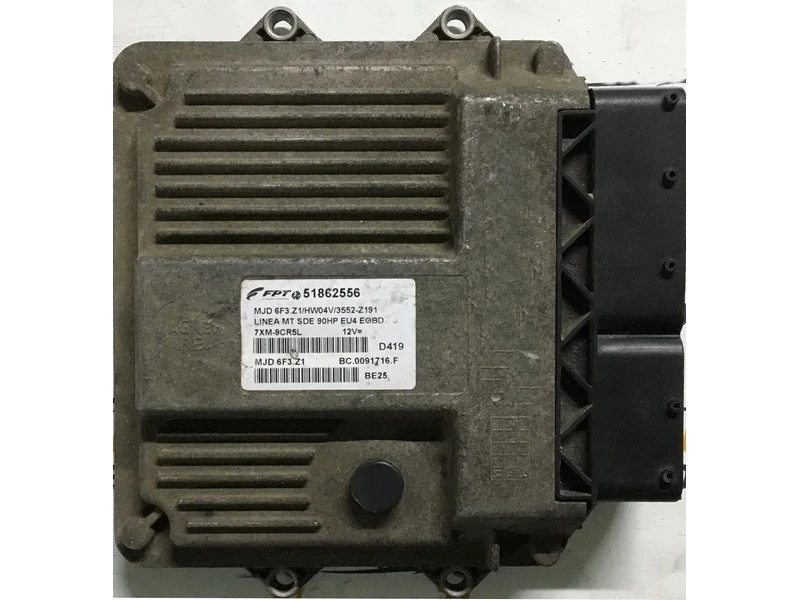 ECU Engine Control Unit Fiat Linea 1.3JTD 51862556 6F3.Z1 - Immagine 1 di 1