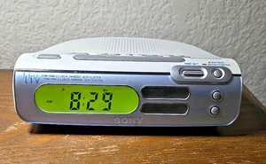 Sony ICF-C273 LIV Dream Machine Dual Alarm Clock AM FM Radio White Silver Tested - Picture 1 of 5