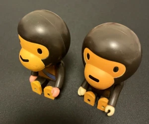 A BATHING APE BAPE Baby Milo Mini Figuren ca. 8 cm (3,1") 2er Set Braun - Bild 1 von 14