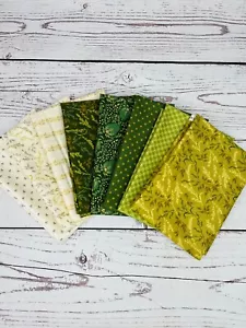 "Lady Tulip” By Edyta Sitar Of Laundry Basket Quilts - Picture 1 of 9