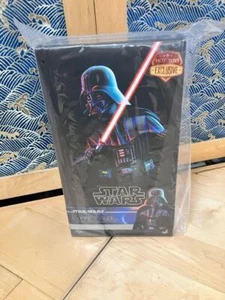 Hot Toys Darth Vader Dueling Effect 1/6 Scale Figure Star Wars Celebration 2025 - Picture 1 of 12
