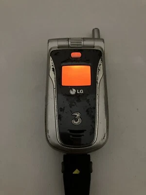 Telefono Cellulare LG U8130 Marcato TRE - NON Testato - Display NON Visualizza - Immagine 1 di 4