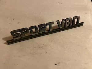 1985 1986 1987 1988 1989 Chevrolet Sport Van G10 G20 G30 Front Fender Emblem - Picture 1 of 6
