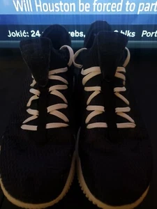 Lebron 16 Low Black Python - Picture 1 of 5