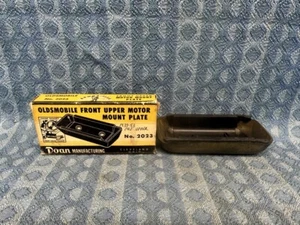 1937-1953 Oldsmobile NORS Front Upper Motor Mount Plate 38 39 40 42 44 45 46 47 - Picture 1 of 5