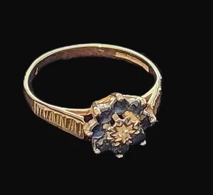 Anello vintage anni 70 modernista oro 9 ct zaffiro e diamanti misura N - Foto 1 di 7