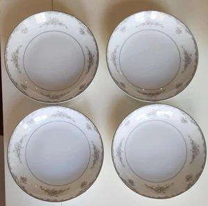 Mikasa Sherwood 8311 Coupe Soup Bowls 7 3/4" Set of 4 - Picture 1 of 5