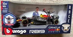 Bburago F1 Red Bull #1 RB19 3x World Champion MAX VERSTAPPEN 1/24 W Figure NEW - Picture 1 of 8