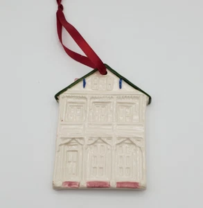 Centro de recursos de preservación de Nueva Orleans 1986 adorno de casa de cerámica hecho a mano - Imagen 1 de 9