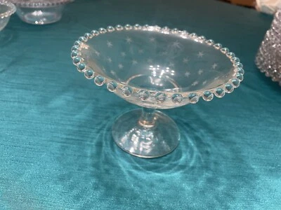 Plato de tuerca con patas de compota grabada de vidrio transparente Imperial Candlewick Starlight BOGO Foto 1 de 4