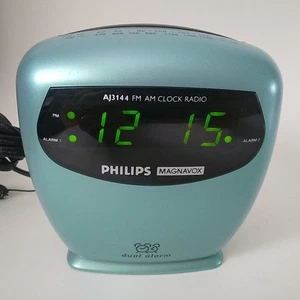 Philips Magnavox AJ 3144/17 Radio Alarm Clock-Dual-Green- Corded-Tested Works - Picture 1 of 15