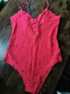 By Anthropologie Damen Body mit V-Ausschnitt und transparenter Spitze, rosa, Größe M - Bild 1 von 10