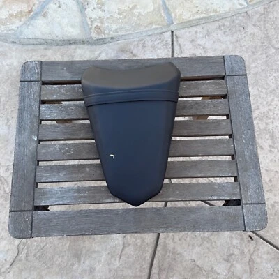 2019 Kawasaki Ninja 650 EX650R Rear Passenger Pillion Back Seat OEM Seat Pad - Image 1 of 4