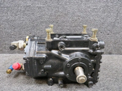 012-05586 LearJet 24B 空气压缩机 — 第 1/4 张图片