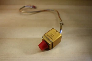 King Air Pressure Switch 101-380002-7 Vep 677-2 - Foto 1 di 4