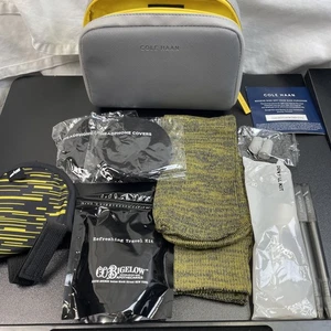 Cole Haan American Airlines Business Class Amenity Kit grau/gelb NEU GEÖFFNET - Bild 1 von 19