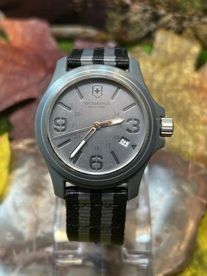 Sexy Vintage Men’s Victorinox Quartz Watch W/ Two Piece NATO Strap. Runs Great - Image 1 of 4