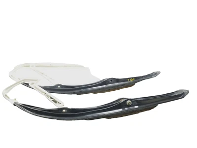 2016 - 2017 Arctic Cat Zr 8000 Ski Left & Right OEM - Image 1 of 4
