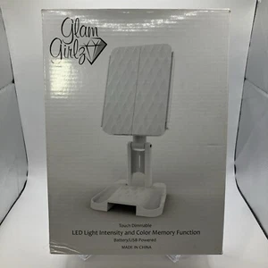 Glam Girlz LED Kosmetik Schminkspiegel - dreifach faltbar - 3 Farbleuchten zur Auswahl - Bild 1 von 4