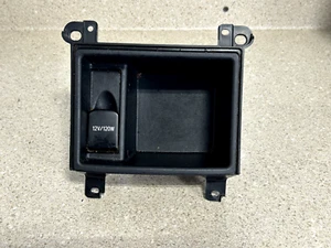 07 09 Toyota Camry Hybrid Center Floor Console Tray Power Outlet OEM - Picture 1 of 4