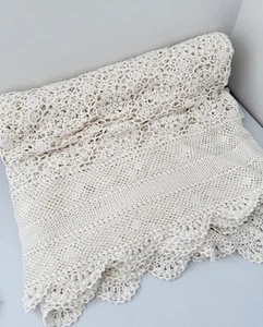 Vintage Handmade Crochet Lace Bedcover Coverlet Blanket Tablecloth 290cm X 180cm - Picture 1 of 6