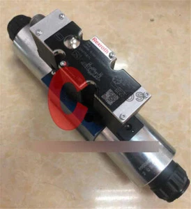 Rexroth valve R900929318 4WRAE10E60-22/G24N9K31/F1V - Picture 1 of 1