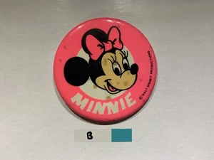 VINTAGE 1980’s Minie Mouse Club Walt Disney Productions Pinback Button B - Bild 1 von 3