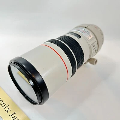 Canon EF 300mm f/4 L IS USM ULTRASONIC Lens - Image 1 of 4