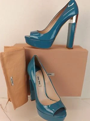 NUEVO EN CAJA ZAPATOS DE SALÓN MIU MIU 5KP267 CHAROL TURQUESA PUNTA ABIERTA TACÓN PLATEADO 36 Foto 1 de 4