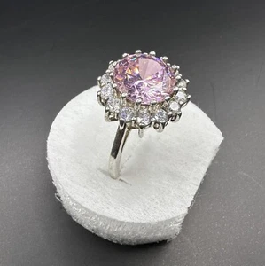 5.50 CT Round Cut Moissanite Women's Wedding Engagement Ring 925 Sterling Silver - Picture 1 of 6