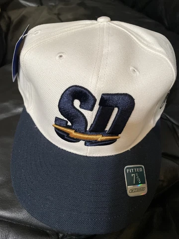 NFL Chargers Hat San Diego Reebok Football Fitted 7  3/8 on Field Ball Cap Cover