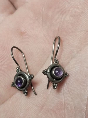 Pendientes colgantes colgantes vintage de plata amatista de Bali Foto 1 de 4