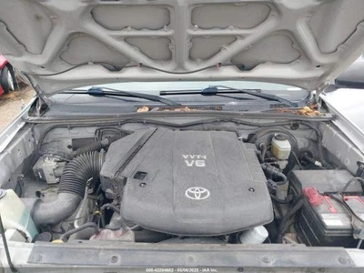 Used Front Suspension Strut fits: 2006 Toyota Tacoma Front 4x2 PreRunner w/o off - Imagem 1 de 4