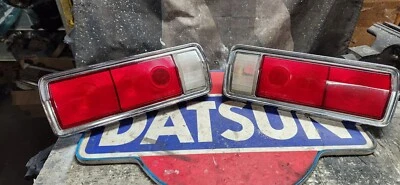 Luces traseras Datsun 68-69 510 sedán USDM OEM Foto 1 de 4