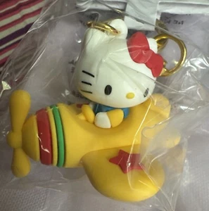 NEW Loungefly Sanrio Hello Kitty Airplane 50th Anniversary Keychain Charm Clip - Picture 1 of 5