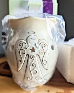 Scentsy Mini Wax Warmer HEAVENLY ANGELS . Wall Plug In. Open Box Tested ☆ - Picture 1 of 17