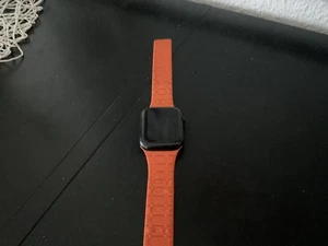 Apple Watch 8 45mm Aluminium - Bild 1 von 1