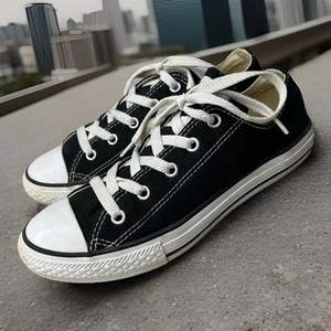 Converse Chuck Taylor All-Star Youth Size 3 Black Canvas Low Top Shoes. OSR - Picture 1 of 13