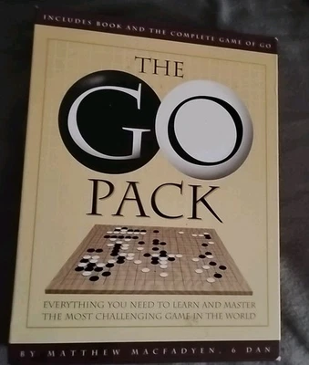 The Game of Go Pack - 1998 Game Matthew-Macfadyen and Charlton Books  -Complete  - Image 1 of 4