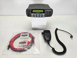 Motorola CDM1550 LS+ UHF 403-470 MHz 16 Channel 25 Watt (Complete Kit) - Picture 1 of 7