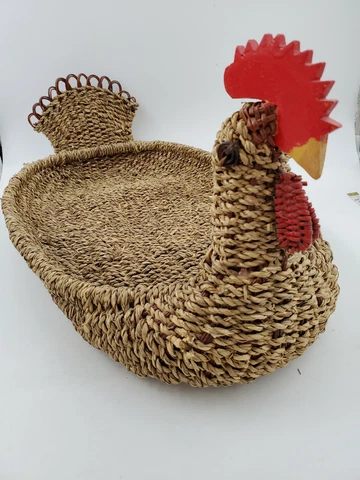 Vintage Woven Painted Wood Head ROOSTER Chicken Shaped Basket Tray Folk Art Cover