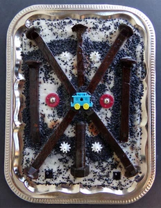 RAIL SPIKE ART: Vintage Mt. Shasta CA Railroad Ties With Toy Train Original 2023 - Picture 1 of 6
