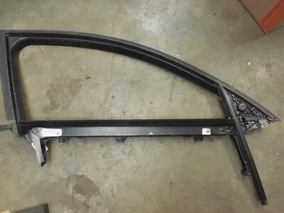 06-11 Marco de cristal ventana puerta delantera derecha Audi A6 4F OEM 4F0837630 Foto 1 de 4