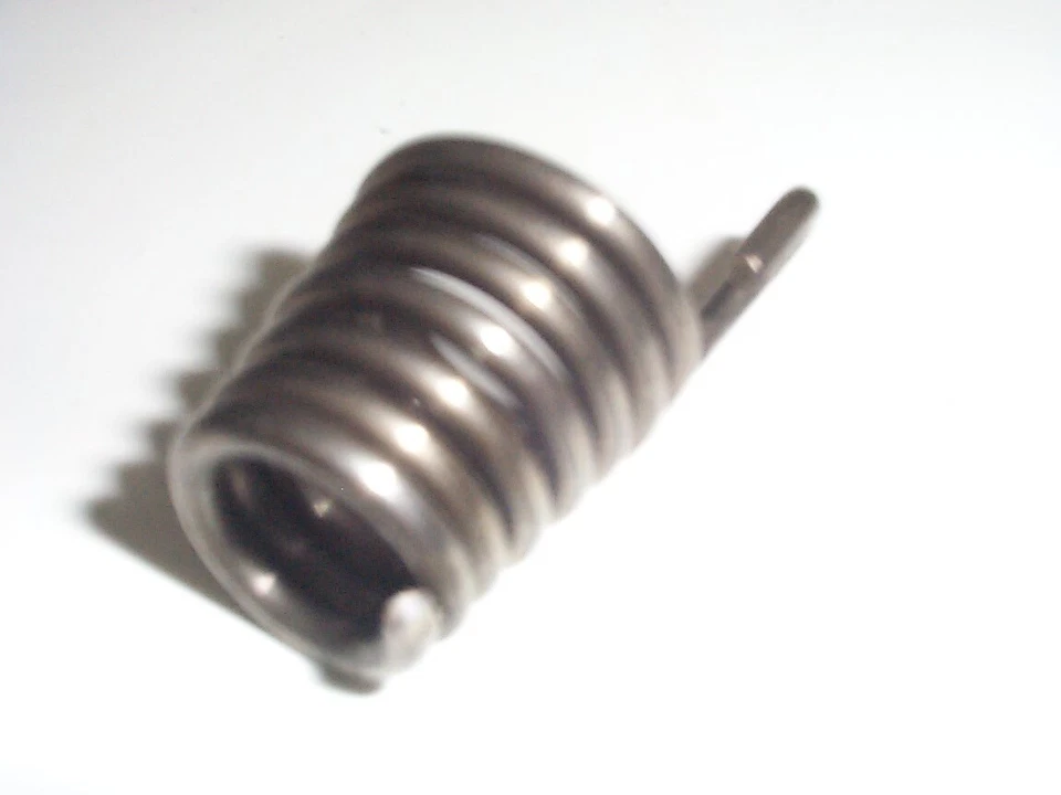 Ammortizzatore/molla antiammortizzatore a vibrazione per Mcculloch, Poulan, Ikra ecc Nuovo - Immagine 1 di 1